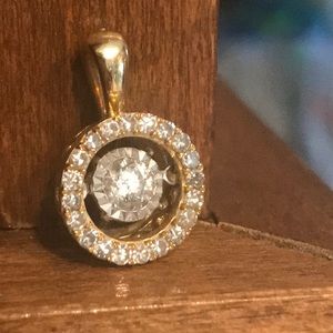 10k yellow gold pendant